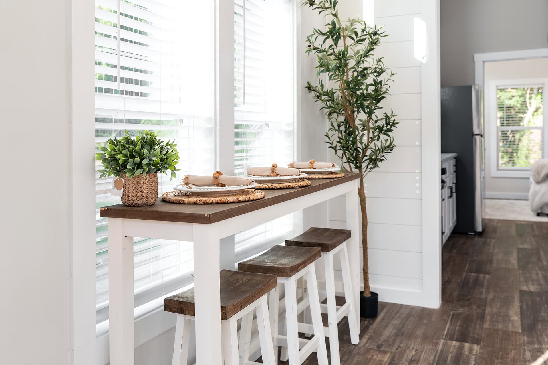 Cahaba interior home features