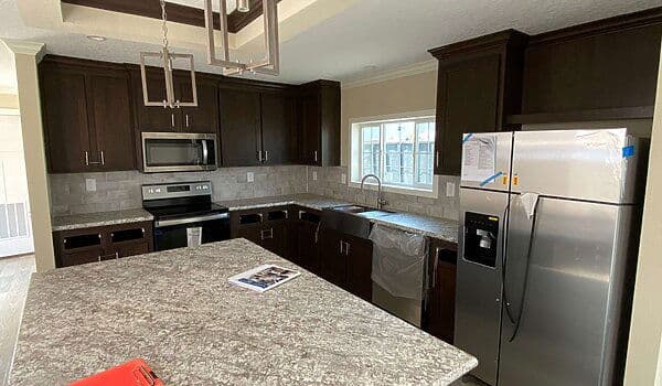 Freedom 3276527 kitchen home features