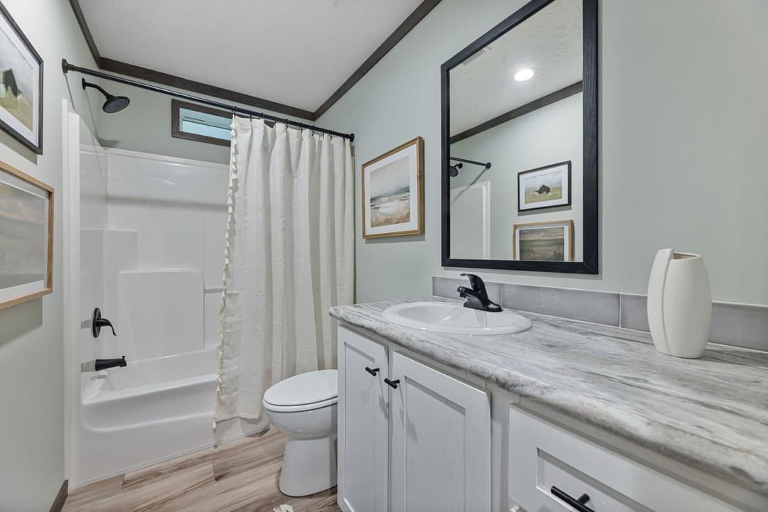 Hemos 28524b bathroom home features