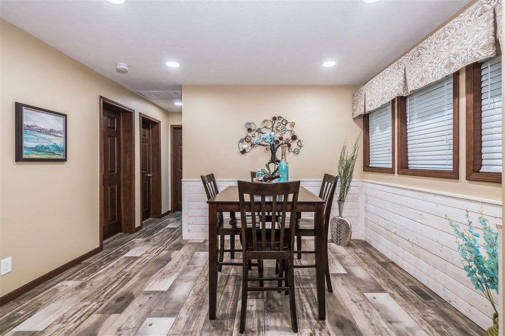 Limited 3 interior home features