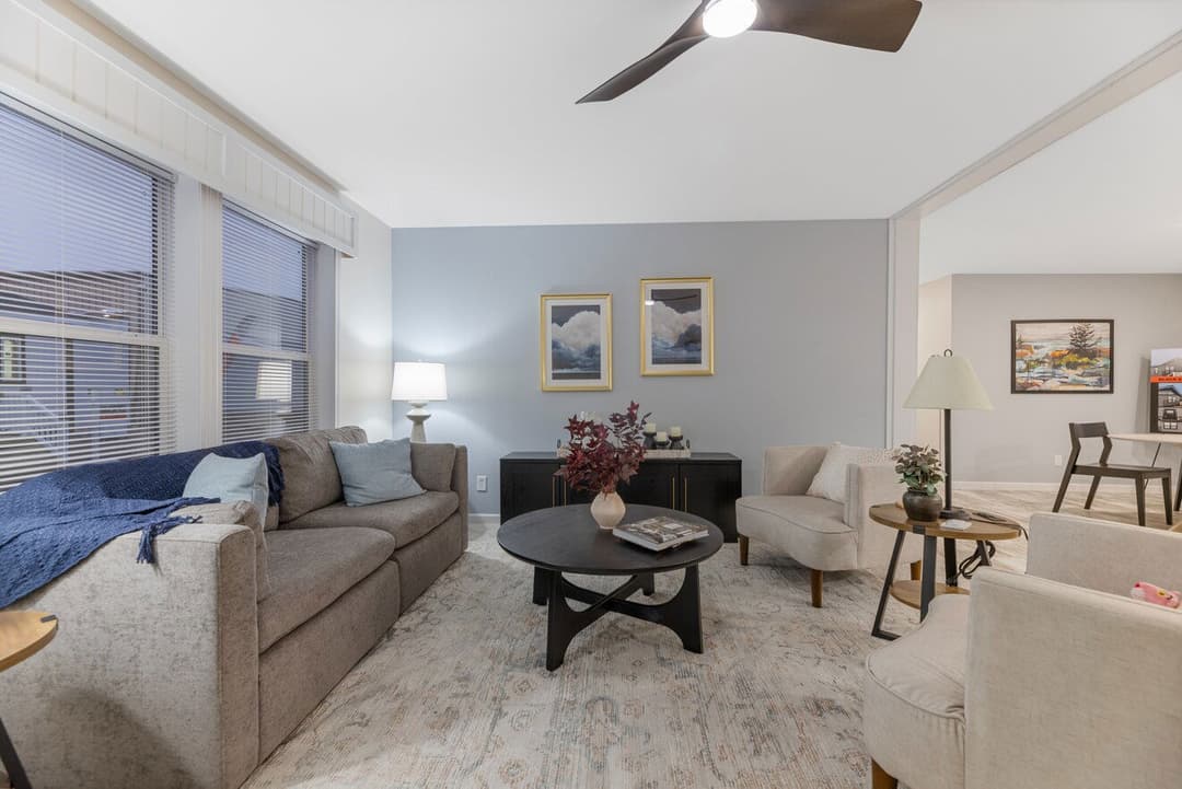 The mille lacs 184051 interior home features