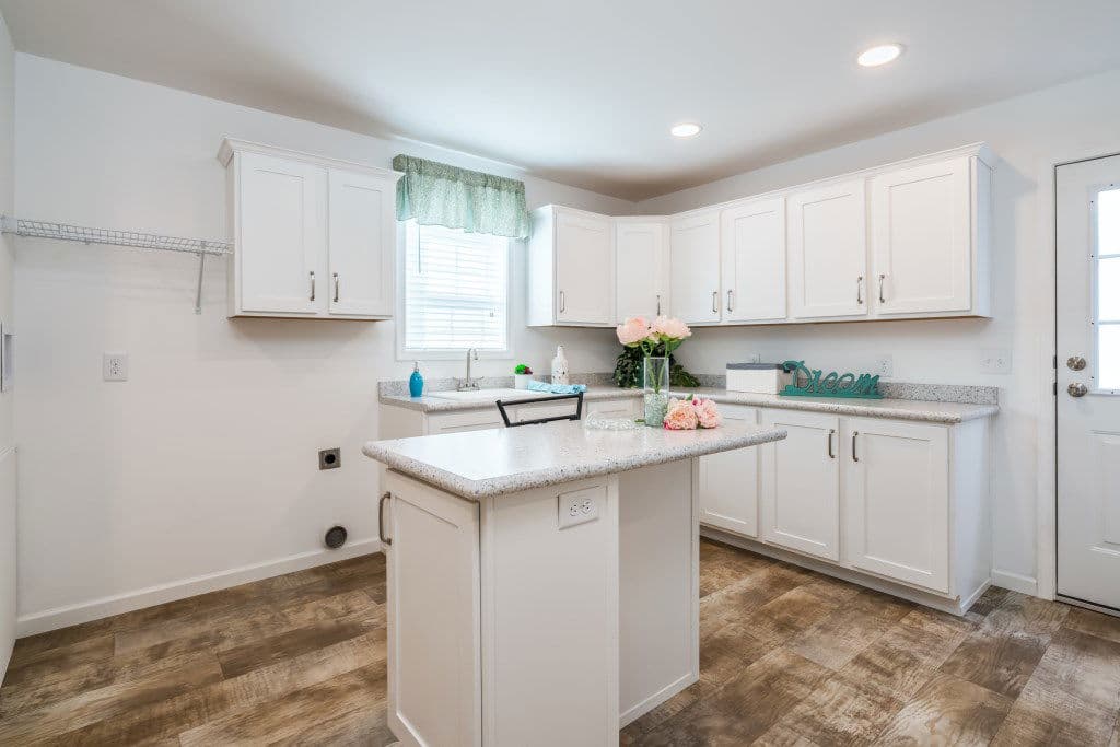 Astro creations ranch 3a2043-v interior home features