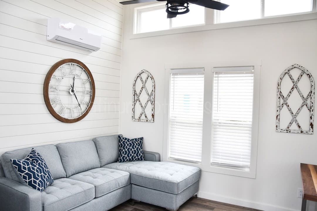 Cardinal interior home features