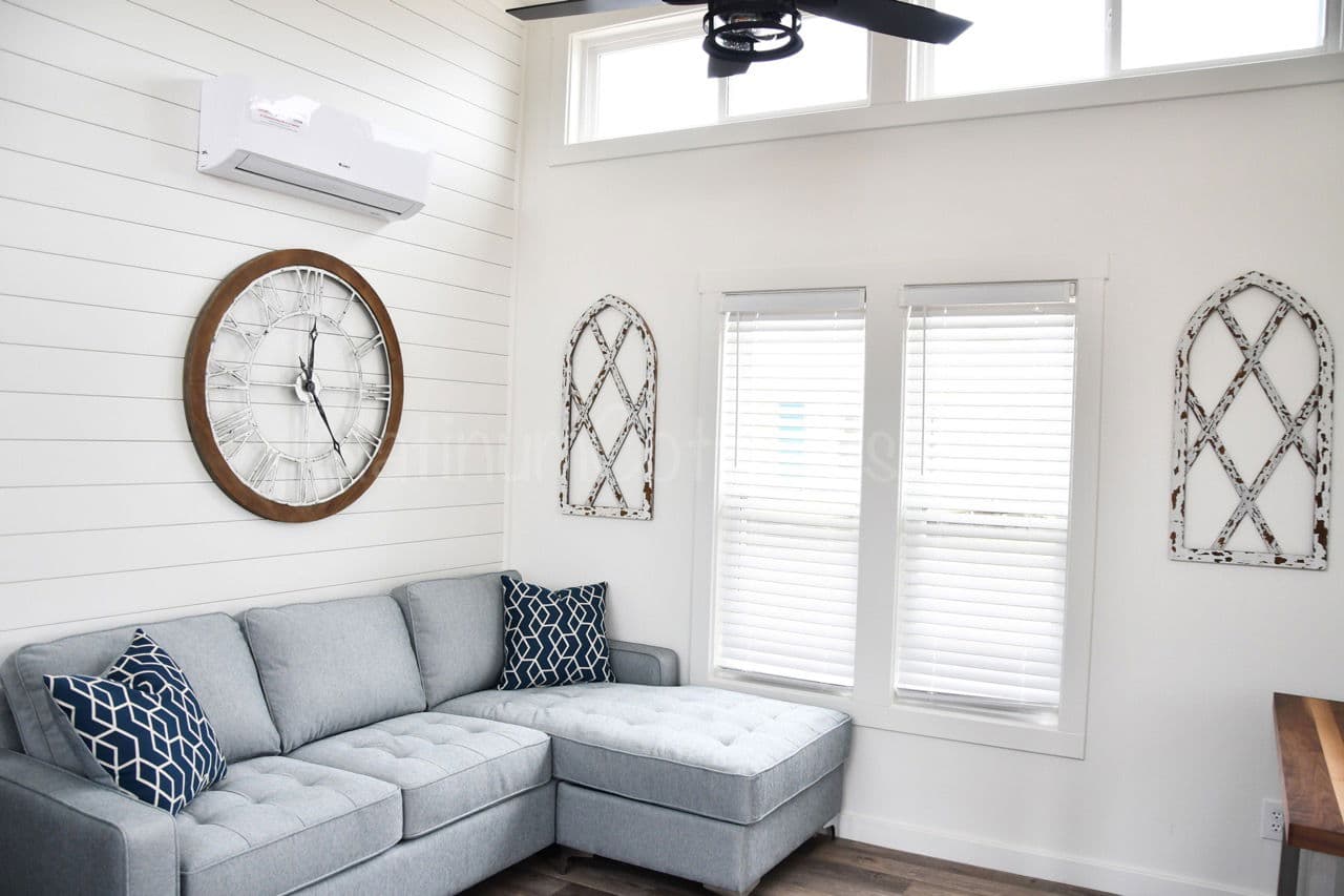 Cardinal interior home features