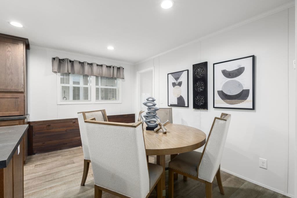 Astro elite ranch 3a2810-p interior home features