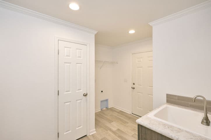 Linville max 28 28603a interior home features