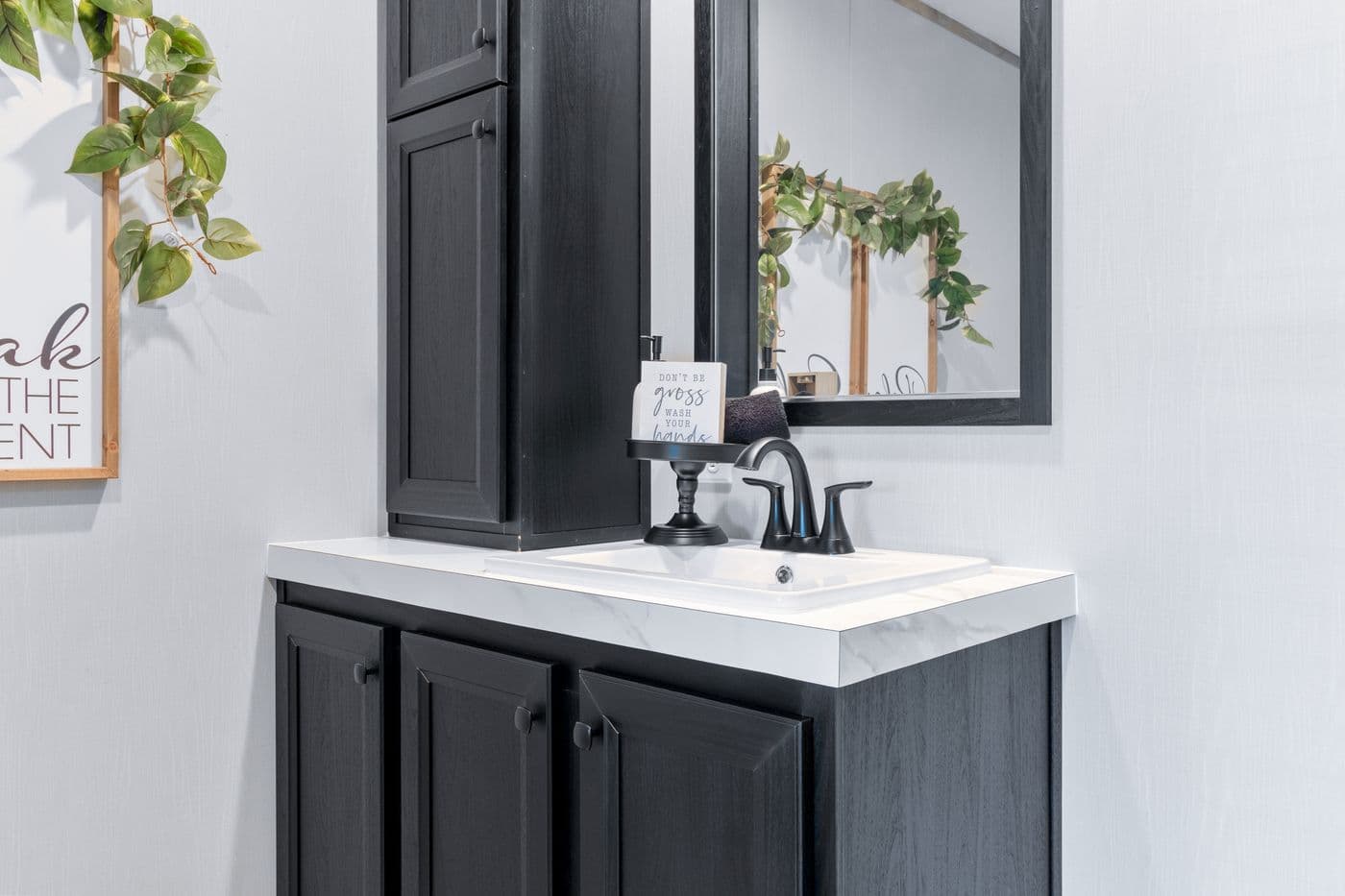 Anatolia xl bathroom home features