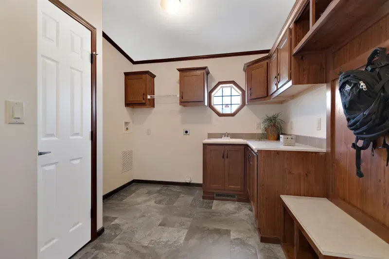 Lexington a243 interior home features