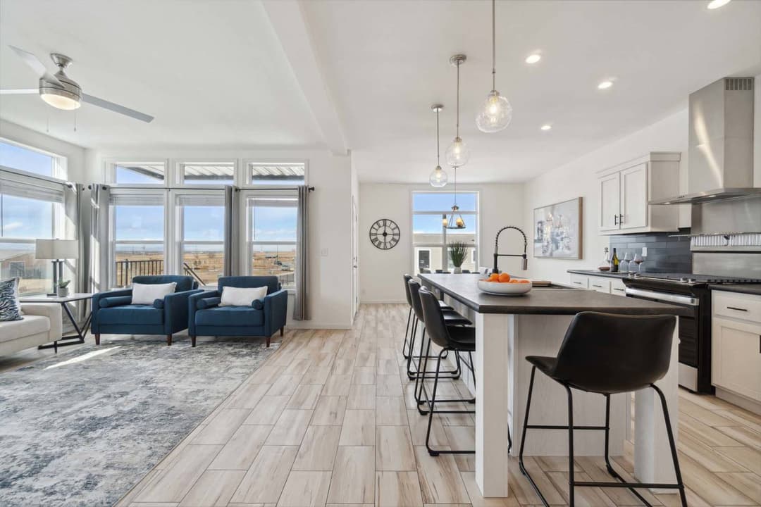 Nova-e interior home features