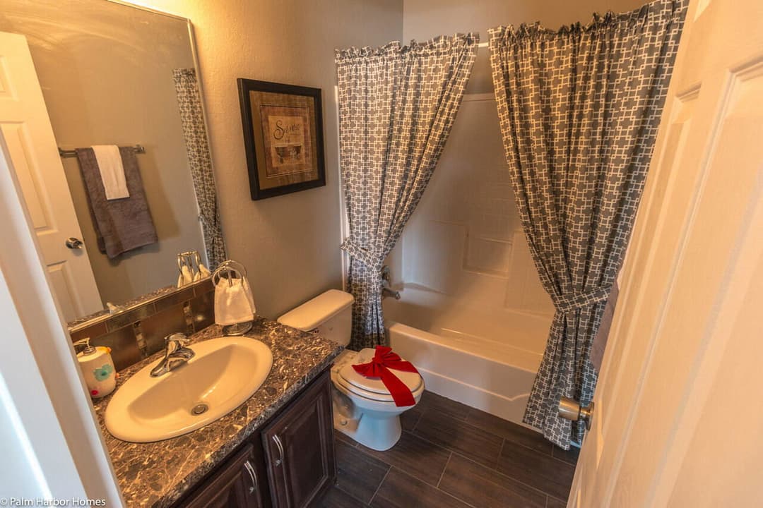 Hacienda flex 57604a bathroom home features