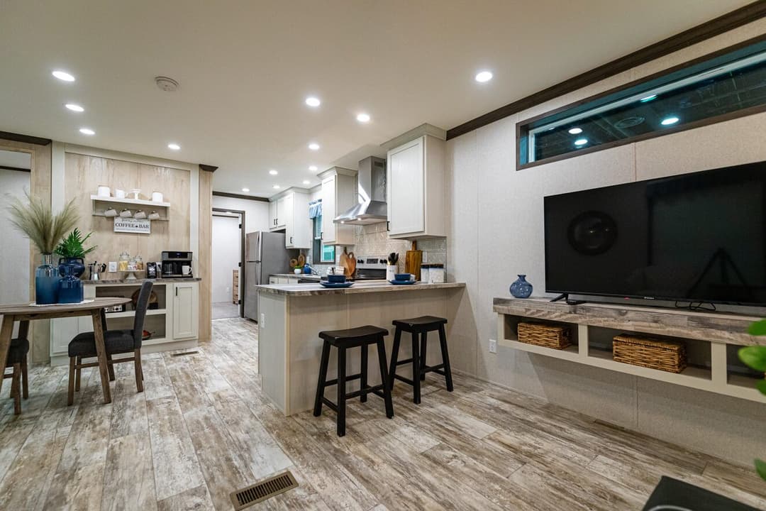 Tesla 24523 interior home features