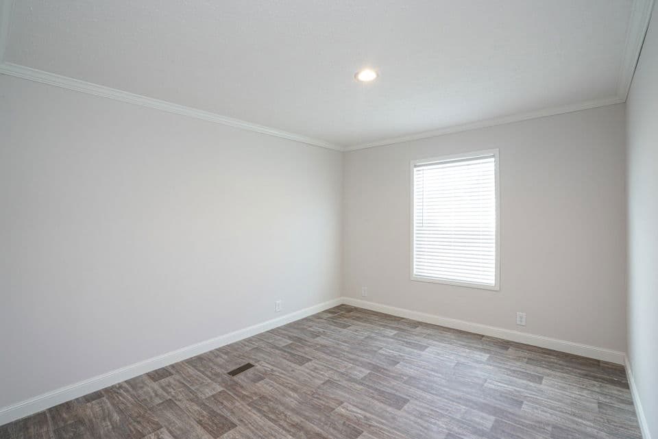 Palm harbor 28563t bedroom home features