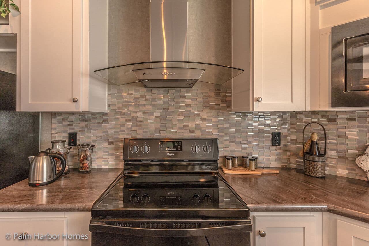 Arlington 30483a kitchen home features