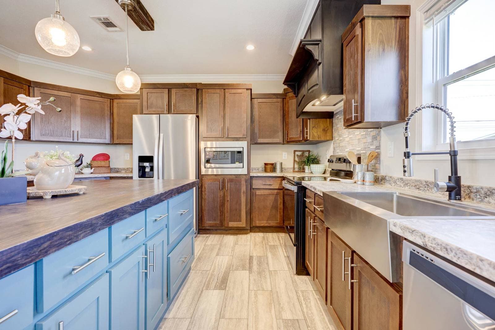 Titan extreme 3264r kitchen home features