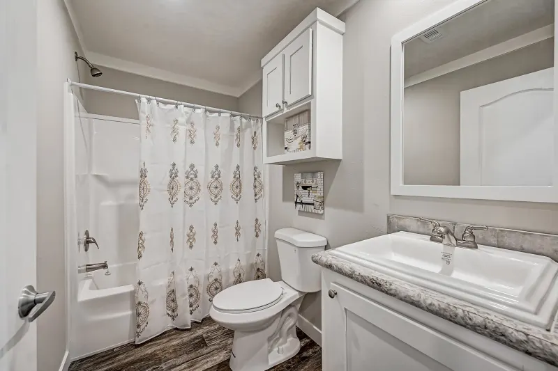 Champion community 2856443 bathroom home features