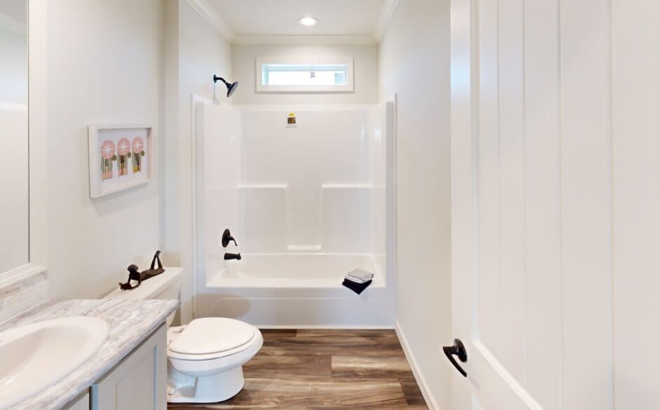 Vue s58-68m bathroom home features