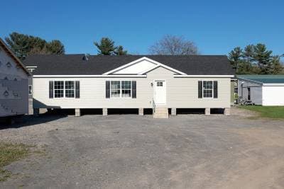 Ne-610 elevation and exterior home features