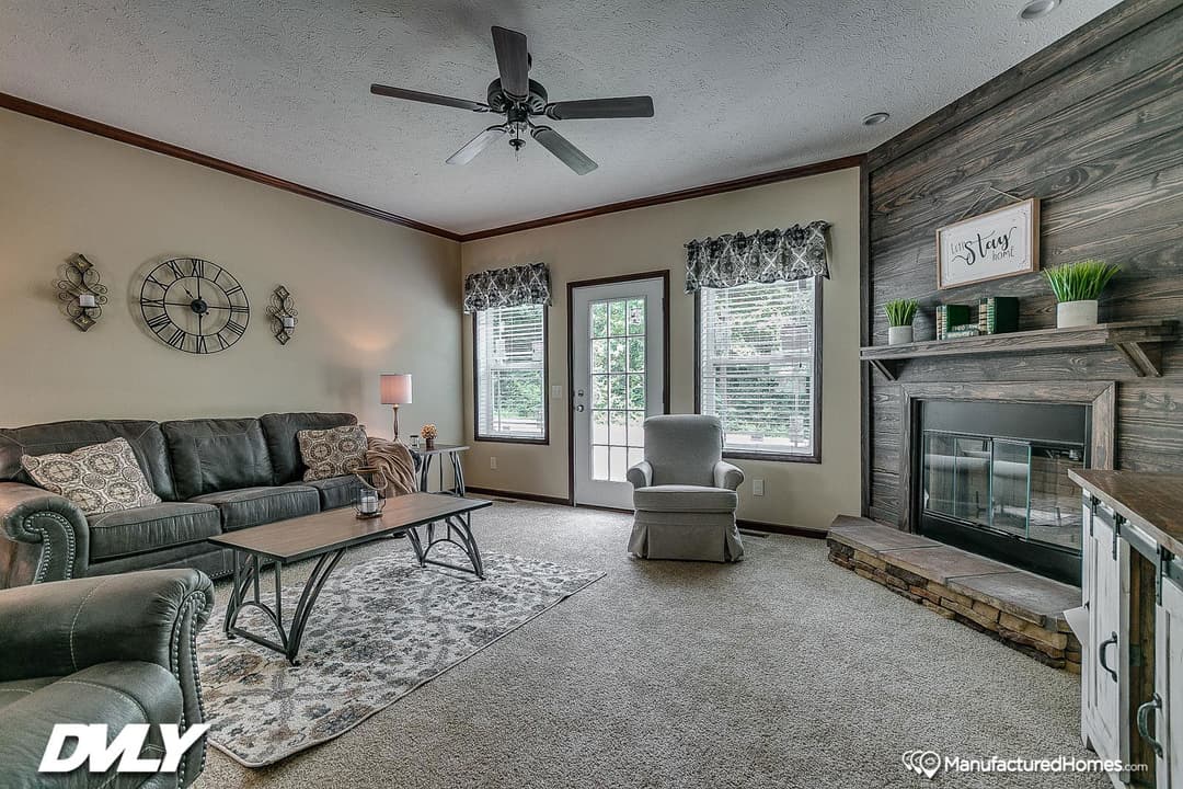 Brooks pointe interior home features