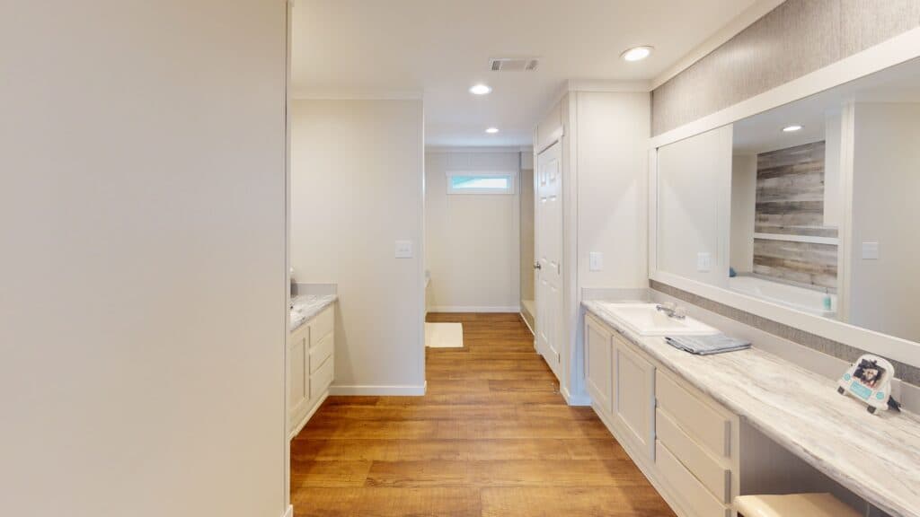 Turk t68c-p8 bathroom home features