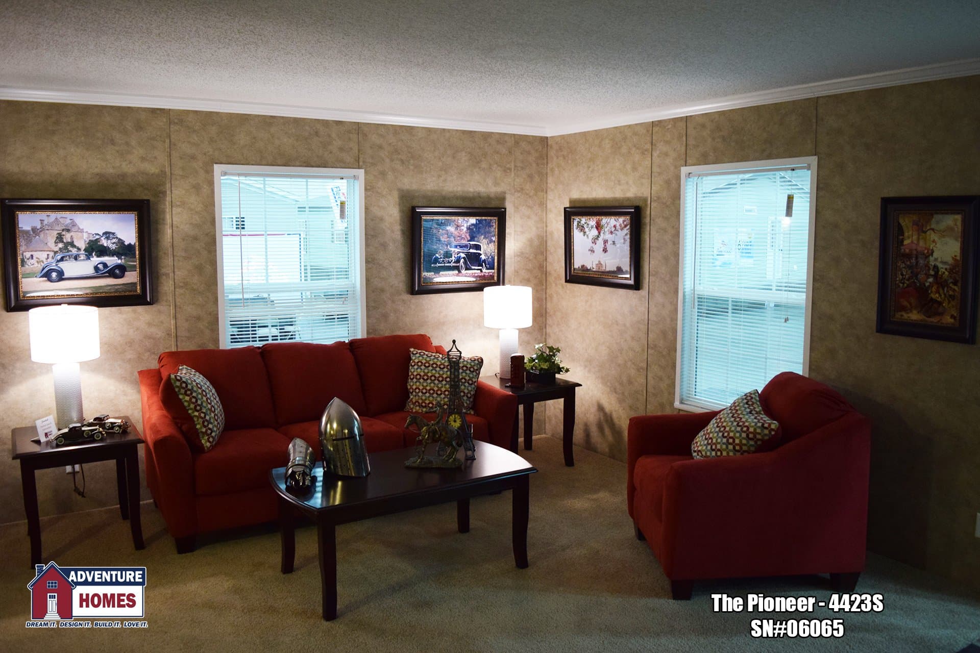 Pioneer | 4423s interior home features