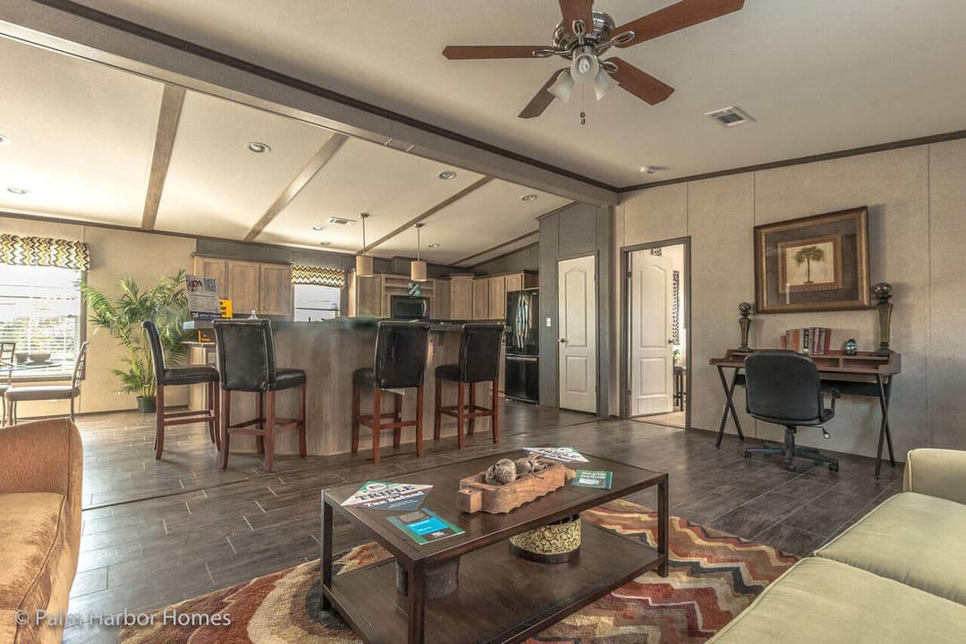 Benbrook 28644b interior home features