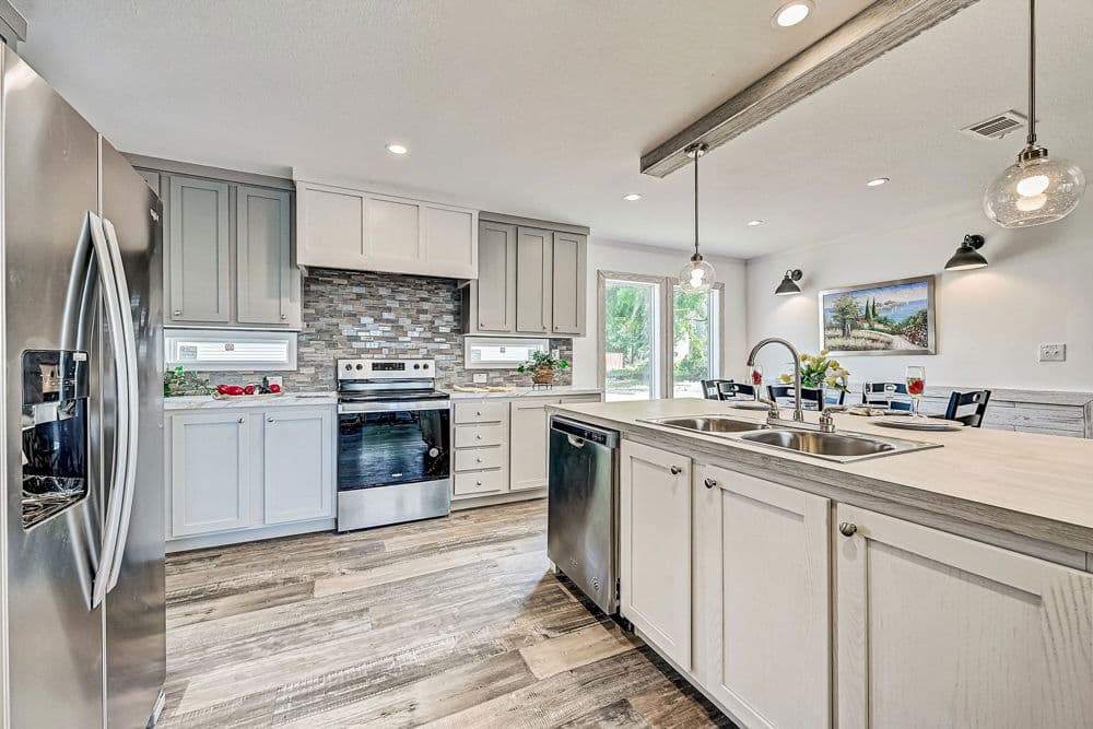 Morvin kitchen and hero home features