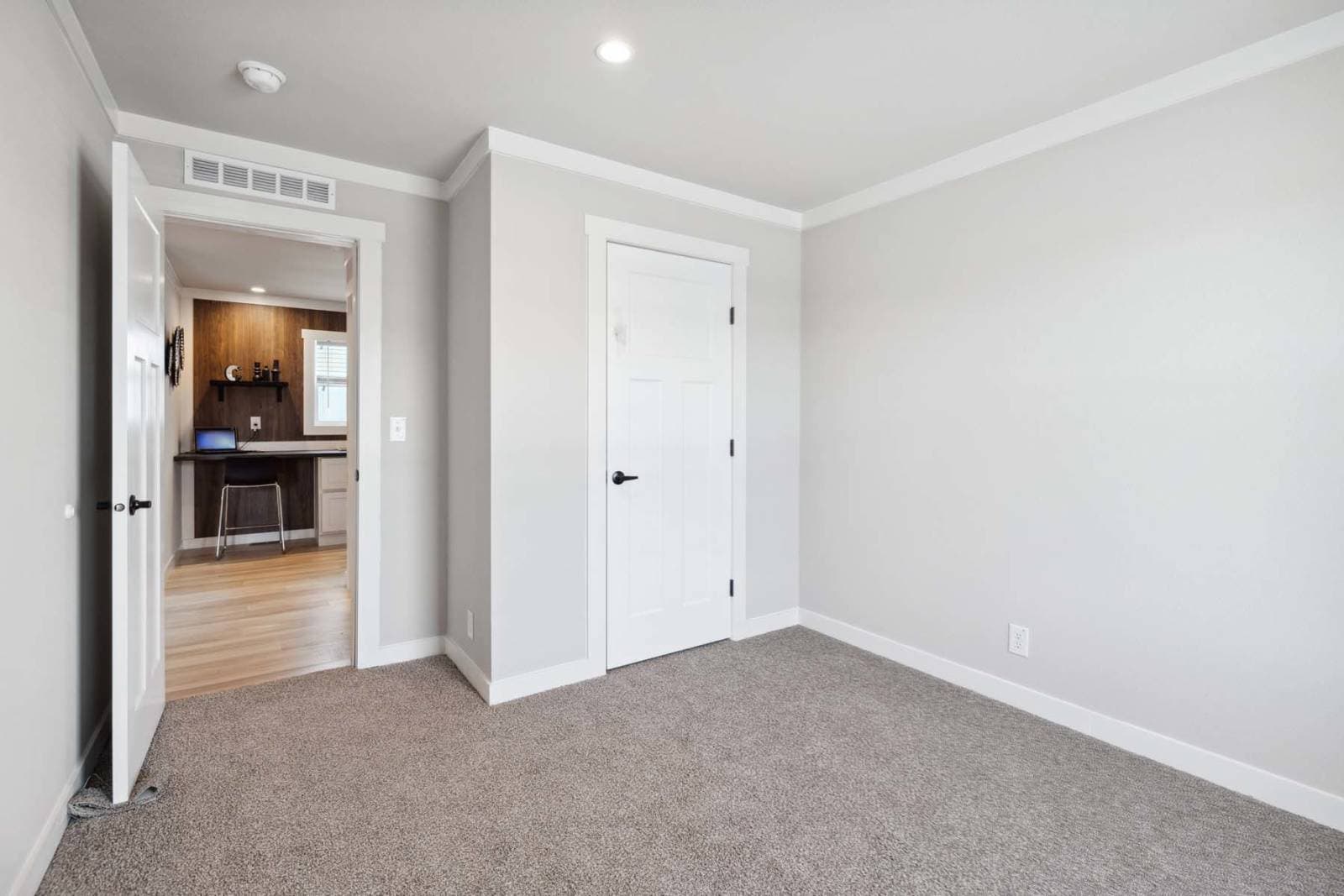 Kritzer mod bedroom home features