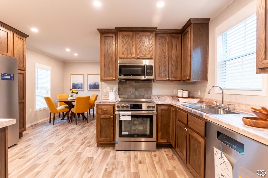 Arc1680-8012 kitchen home features