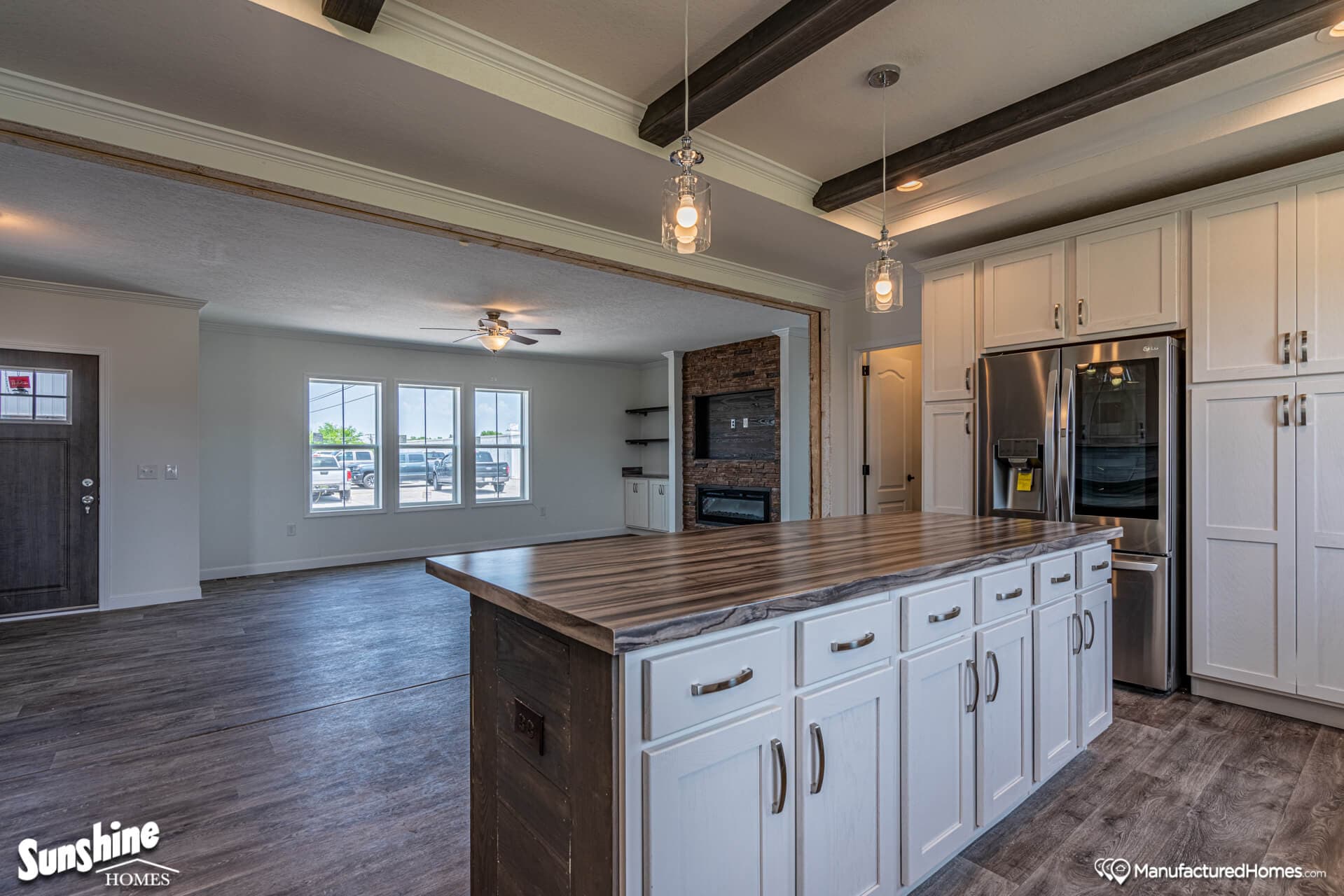 Pri3280-2049 kitchen home features