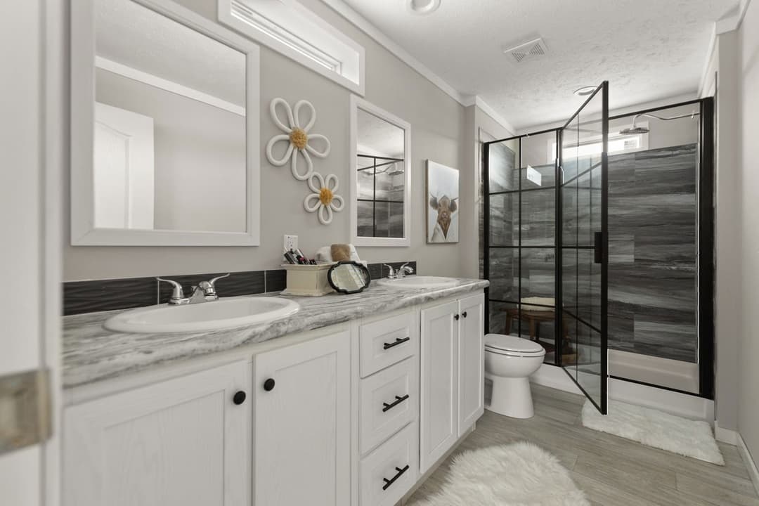 Escape 28443b bathroom home features