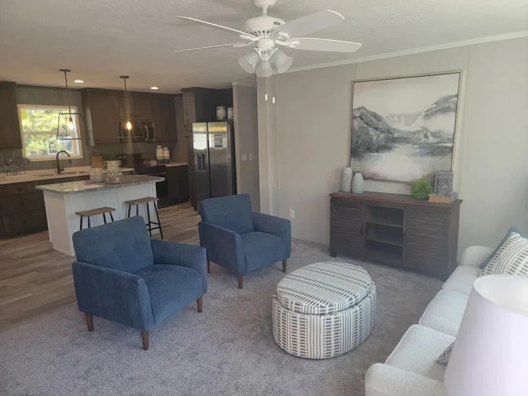 Amethyst 52 interior home features