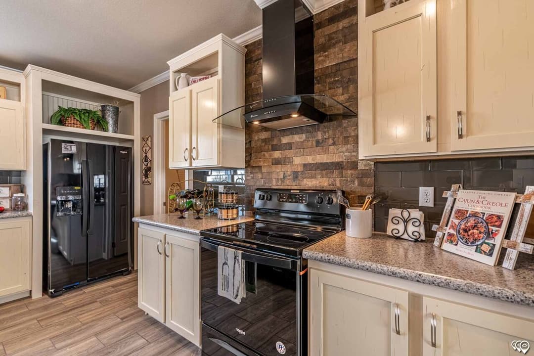 Urban homestead 28563c kitchen home features