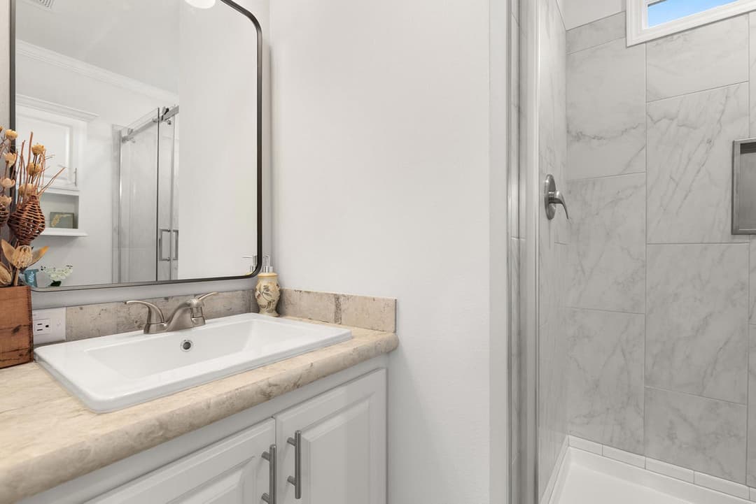Palm bay 2622c bathroom home features