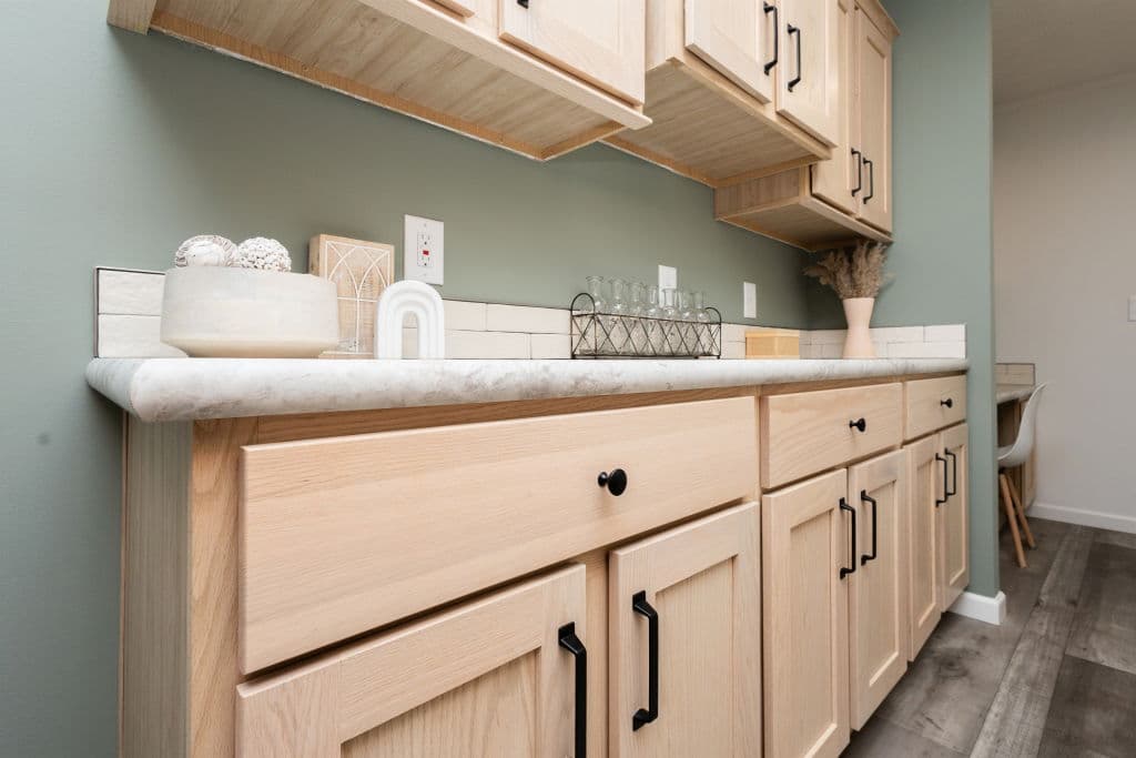 Astro creations ranch 3a2093-p interior home features