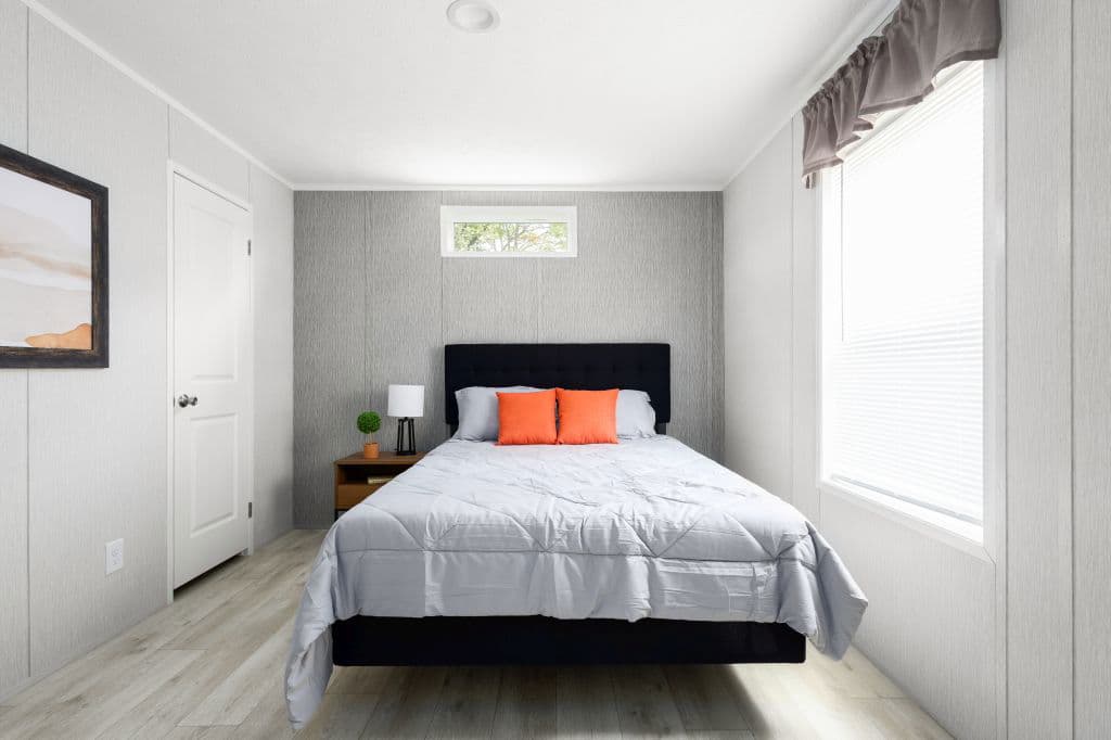 Blazer select ts1035-p bedroom home features