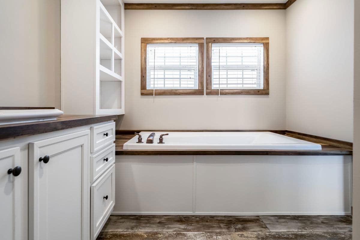 The bobby jo bathroom home features