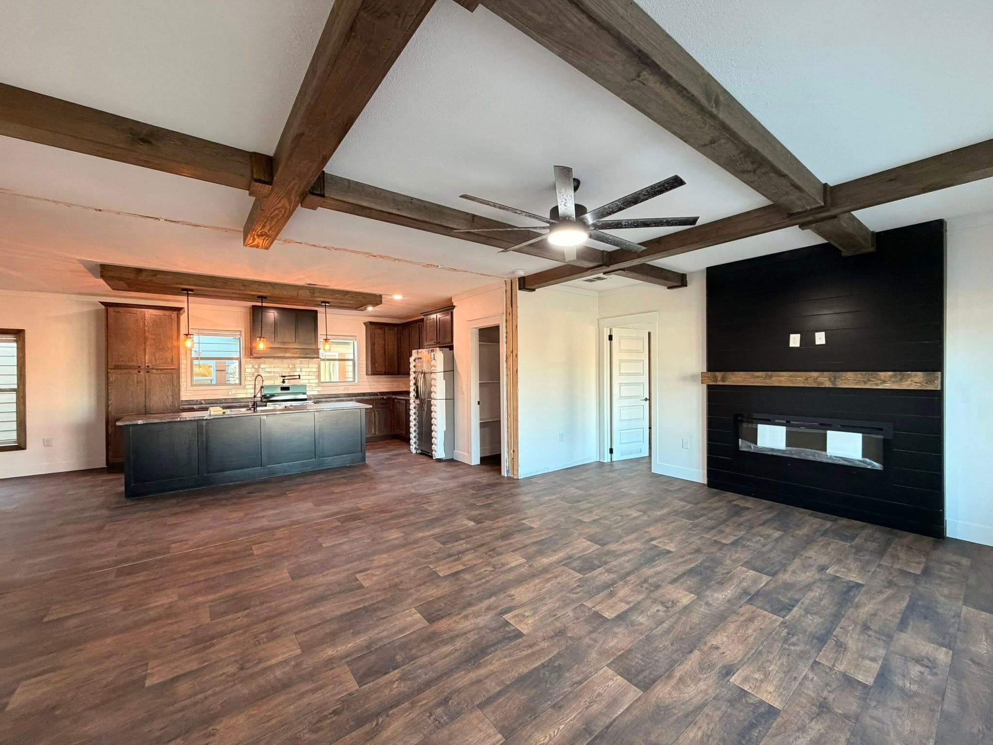 The king david 64 interior home features