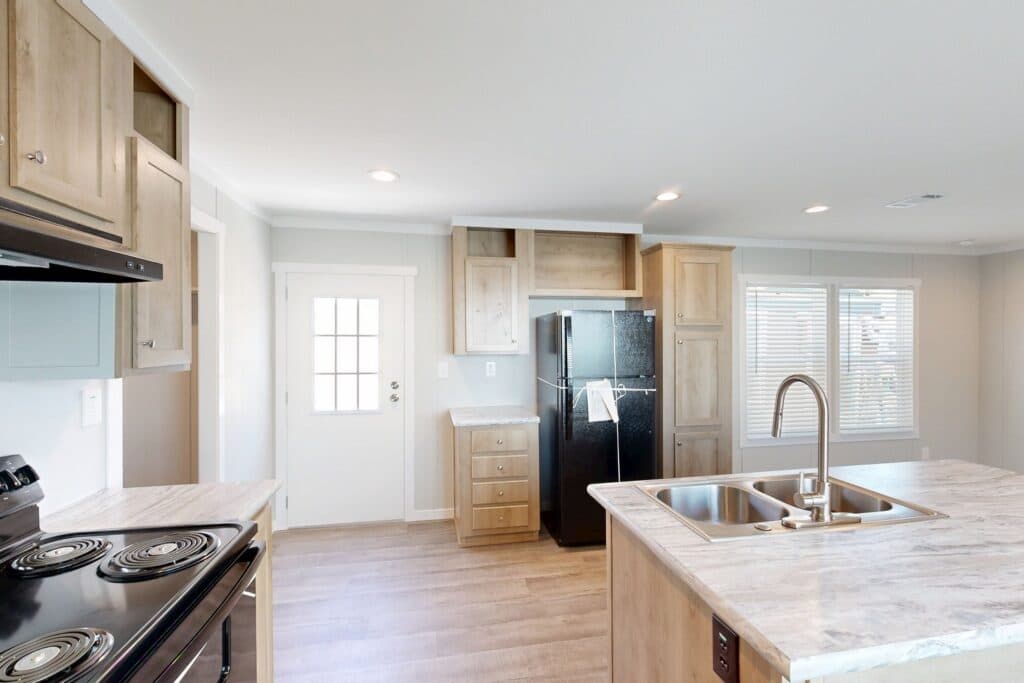 Balboa 7266 kitchen home features