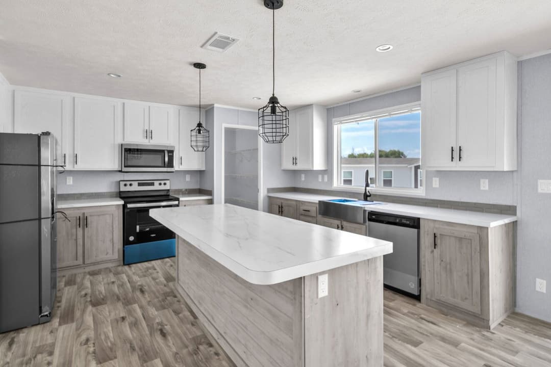 Valu maxx premier 32684f interior and kitchen home features