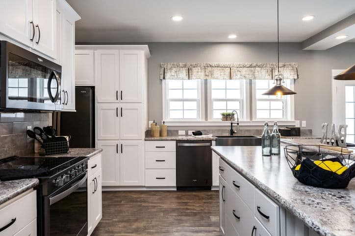 Saddle ridge 28663a kitchen home features