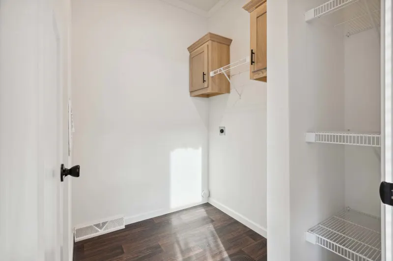 Arlington e459 interior home features