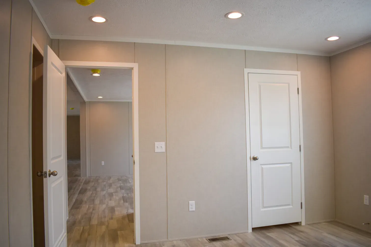 Moonstone 60 interior home features