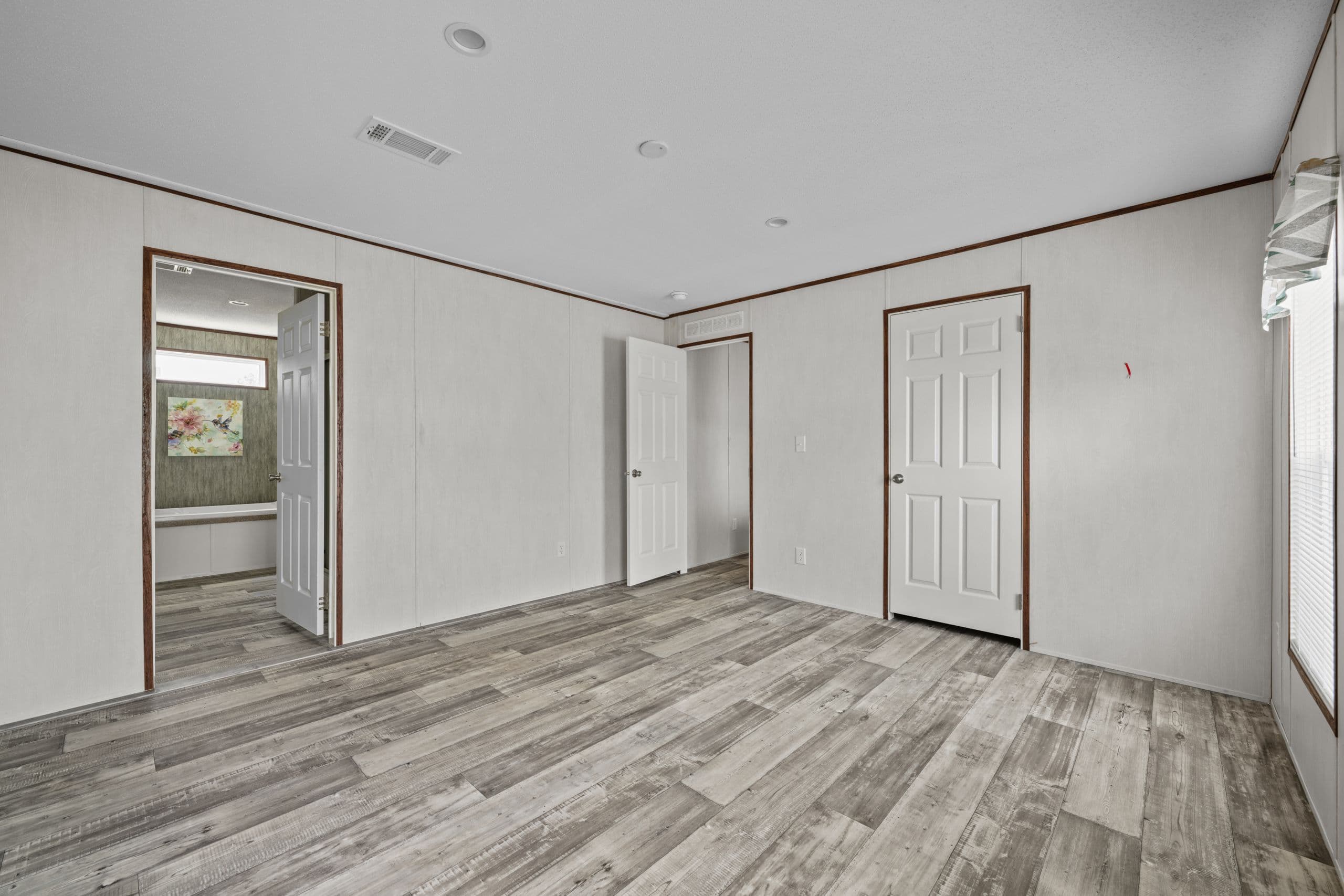 Trenton interior home features