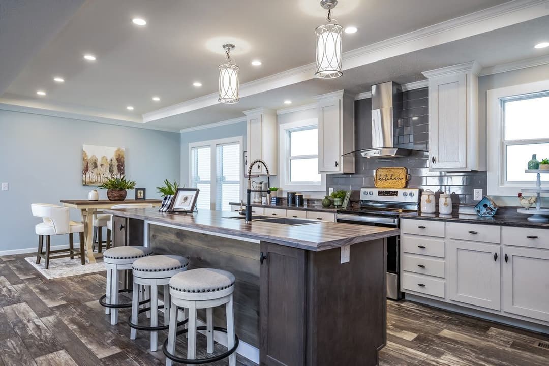 Byler kitchen home features