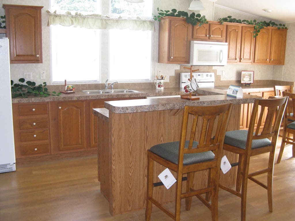 Tracy 4 br 4260 kitchen home features