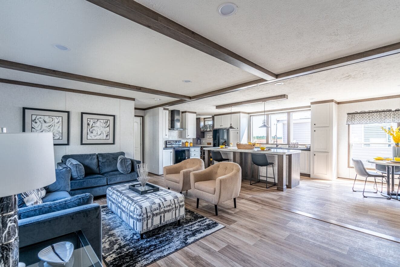 Entertainer 28764e interior home features