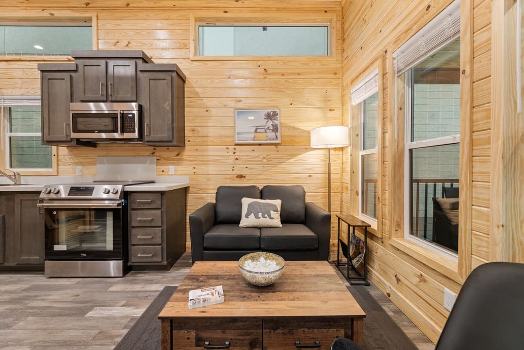 Eagle loft 13291p interior home features