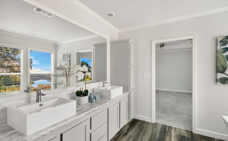 Haven 6368 bathroom home features