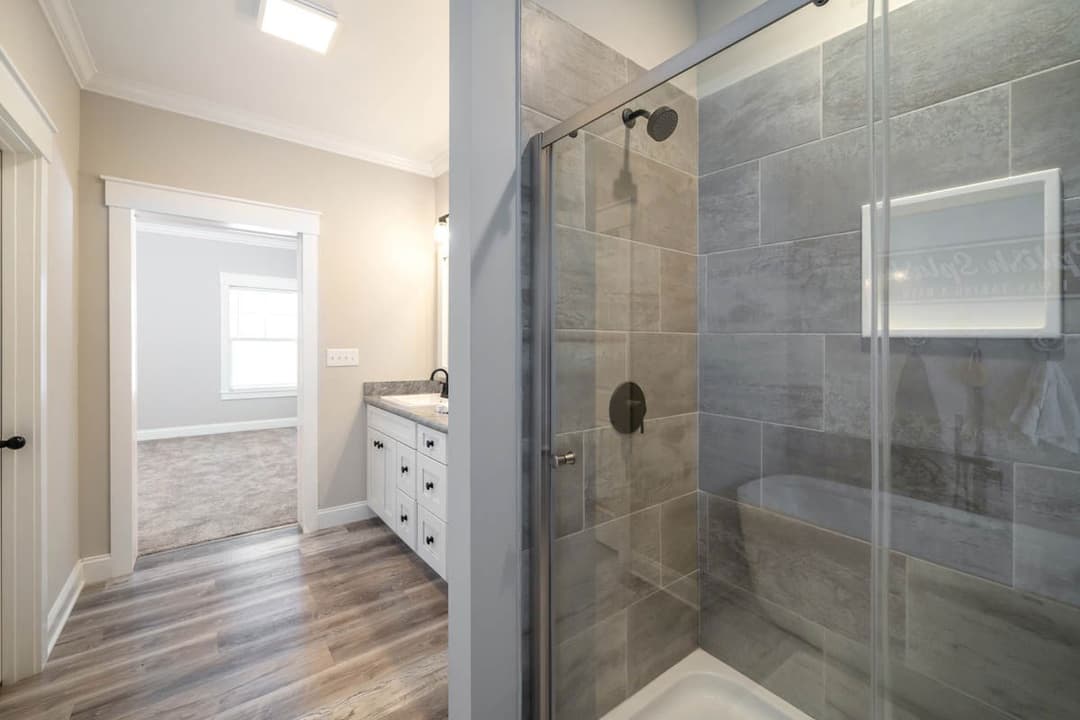 Sparta ranch bathroom home features