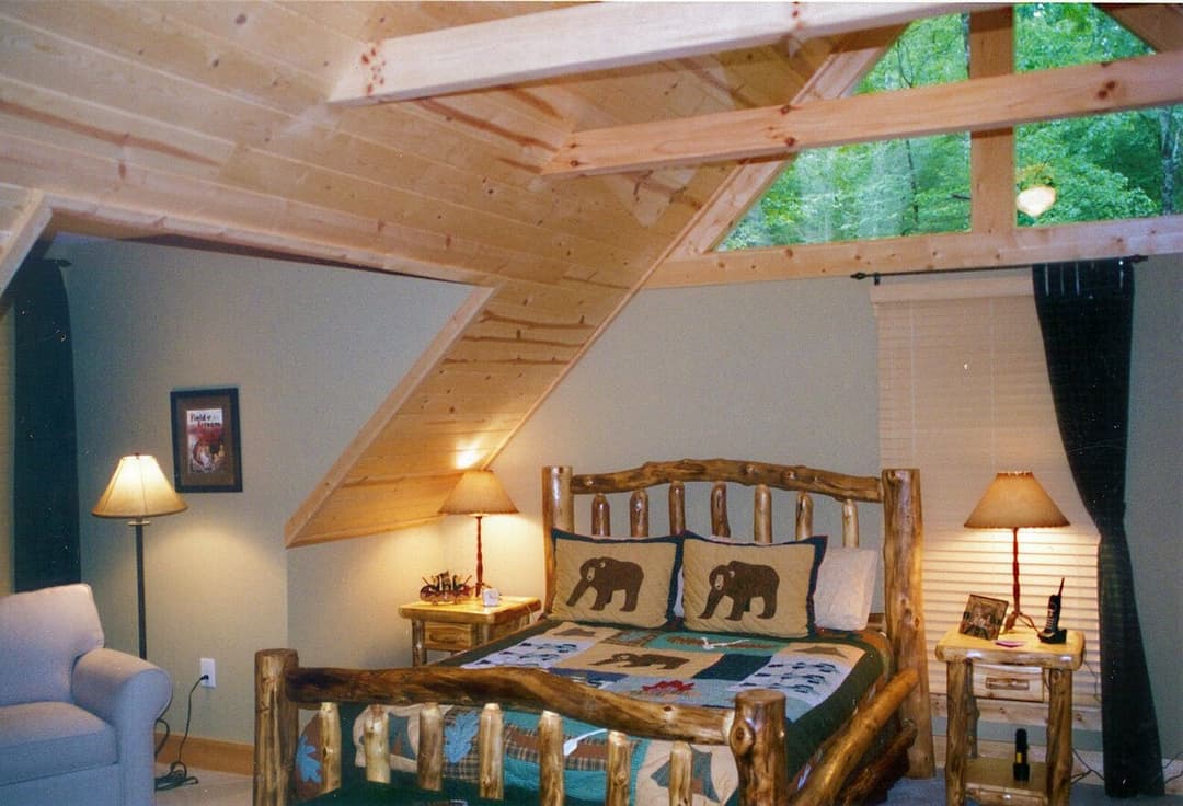 Boone cape bedroom home features